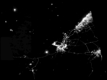 2018年6月4日，地面站接收的首幅珞珈一号01星夜光影像（阿联酋）